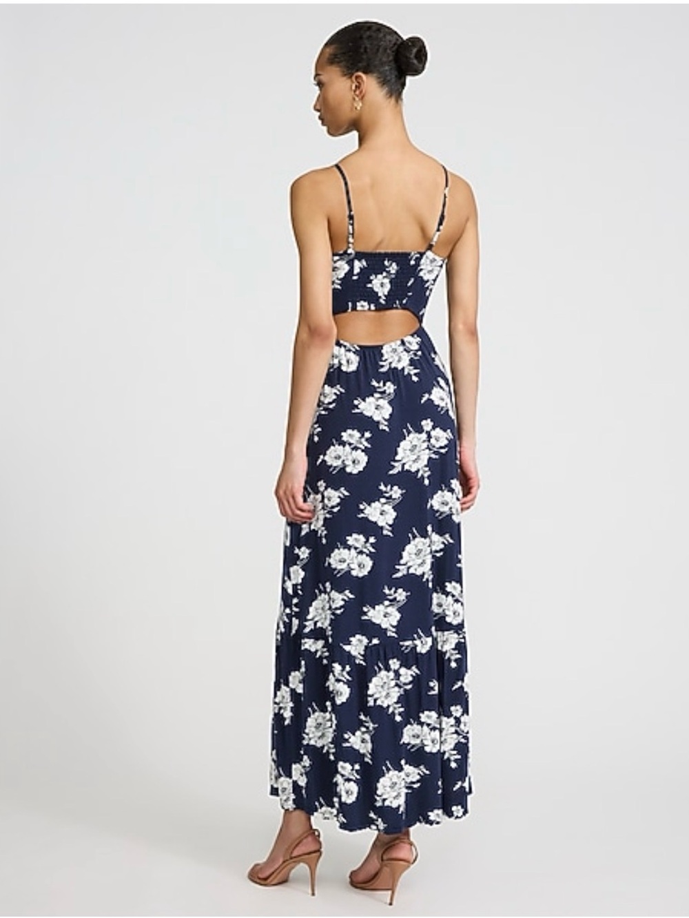 Express FLORAL V-NECK SLEEVELESS OPEN SMOCKED BACK MAXI DRESS - New With Tags!